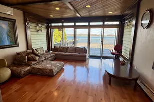 722 King Ave, Bronx, NY 10464 - Photo 2