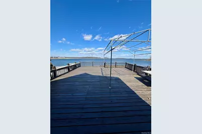 722 King Avenue, Bronx, NY 10464 - Photo 4
