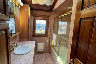 722 King Ave, Bronx, NY 10464 - Photo 14