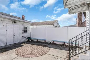 62 Ash St, Valley Stream, NY 11580 - Photo 16