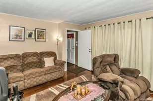 62 Ash St, Valley Stream, NY 11580 - Photo 4