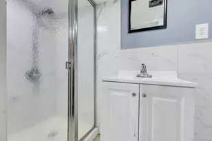 9213 245th St, Floral Park, NY 11001 - Photo 14
