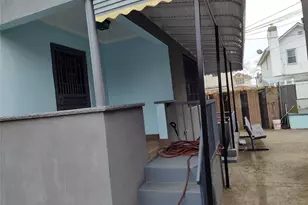 872 E 48th St, Brooklyn, NY 11203 - Photo 2