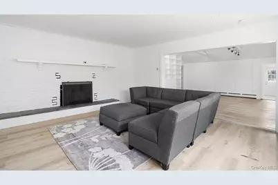 35 Gardners Lane, Hampton Bays, NY 11946 - Photo 10