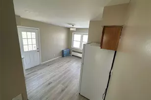 1371 Rosser Ave, Elmont, NY 11003 - Photo 28