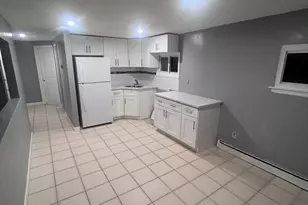 1371 Rosser Ave, Elmont, NY 11003 - Photo 6