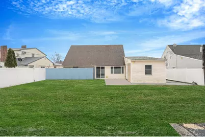 27 Mallard Road, Levittown, NY 11756 - Photo 6