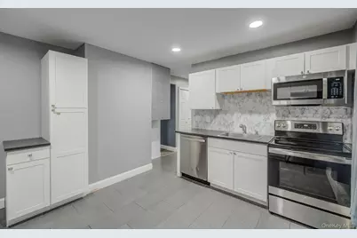 27 Mallard Road, Levittown, NY 11756 - Photo 14