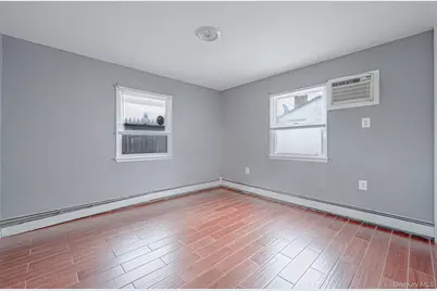 27 Mallard Road, Levittown, NY 11756 - Photo 18