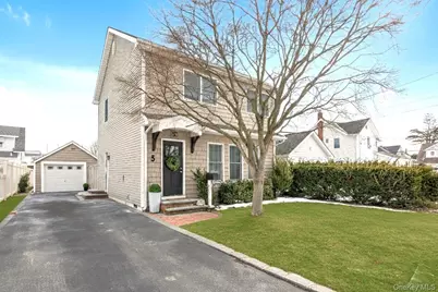 5 Emmet Place, Hicksville, NY 11801 - Photo 1