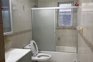 717 Clarence Ave, Bronx, NY 10465 - Photo 8