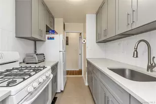 99-05 59 Ave Ave, Corona, NY 11368 - Photo 8