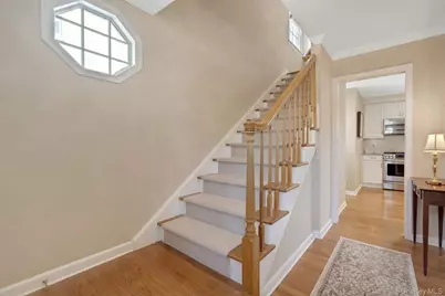 142 Bell Road, Scarsdale, NY 10583 - Photo 12