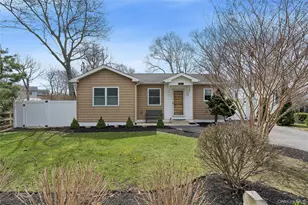 24 Woodridge Rd, Hampton Bays, NY 11946 - Photo 4
