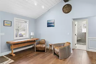 24 Woodridge Rd, Hampton Bays, NY 11946 - Photo 6