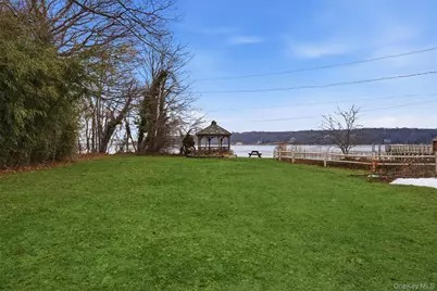 66 Chestnut Avenue, Setauket, NY 11733 - Photo 26