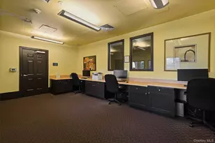 300 Mamaroneck Ave, White Plains, NY 10605 - Photo 20