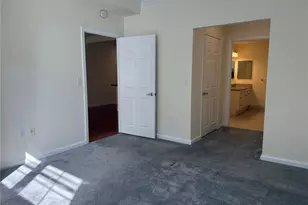 300 Mamaroneck Ave, White Plains, NY 10605 - Photo 8