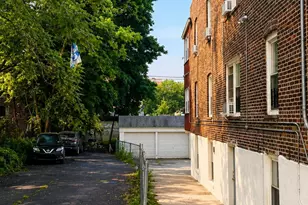 854 E 229th St, Bronx, NY 10466 - Photo 14