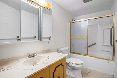 21 Roundtree Court, Beacon, NY 12508 - Photo 12