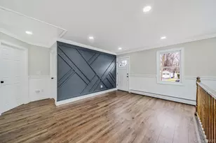 24 Forest Ave, West Babylon, NY 11704 - Photo 10