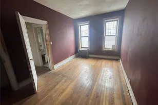 86-03 102nd St, Richmond Hill, NY 11418 - Photo 8