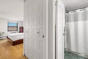 1085 Warburton Ave, Yonkers, NY 10701 - Photo 10