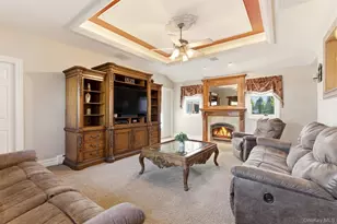 15 Leeward Ln, Commack, NY 11725 - Photo 4