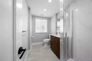 89 Harvest Ln, Commack, NY 11725 - Photo 18