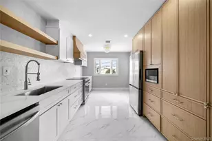 89 Harvest Ln, Commack, NY 11725 - Photo 6