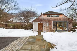 734 King St, Chappaqua, NY 10514 - Photo 2