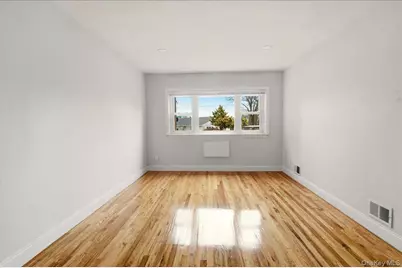 3227 Griswold Avenue, Bronx, NY 10465 - Photo 12