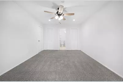 204 Fairview Circle, Middle Island, NY 11953 - Photo 20