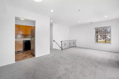 204 Fairview Circle, Middle Island, NY 11953 - Photo 38