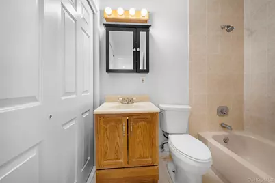 204 Fairview Circle, Middle Island, NY 11953 - Photo 12