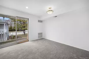 204 Fairview Cir, Middle Island, NY 11953 - Photo 26