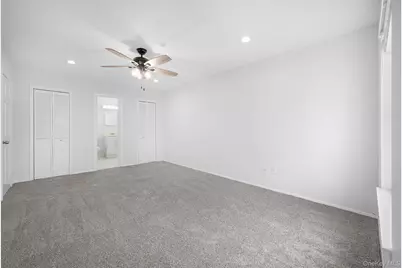 204 Fairview Circle, Middle Island, NY 11953 - Photo 18