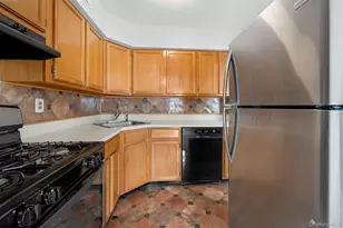 204 Fairview Cir, Middle Island, NY 11953 - Photo 32