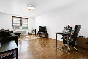 102-55 67th Dr, Forest Hills, NY 11375 - Photo 12