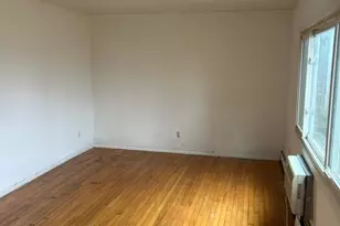 639 Wellwood Ave, Lindenhurst, NY 11757 - Photo 4