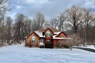 10 Carrington Ct, Poughkeepsie, NY 12603 - Photo 36