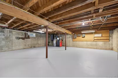 4 Colonial Court, Bay Shore, NY 11706 - Photo 28