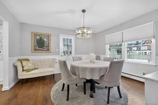 4 Colonial Ct, Bay Shore, NY 11706 - Photo 8