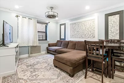 139-05 85th Drive #4G, Briarwood, NY 11435 - Photo 8