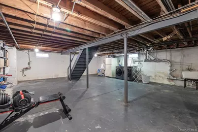 108 Ambrose Avenue, Malverne, NY 11565 - Photo 16