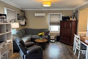 41 W 6th St, Patchogue, NY 11772 - Photo 4