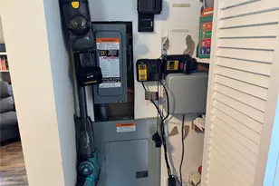 41 W 6th St, Patchogue, NY 11772 - Photo 14