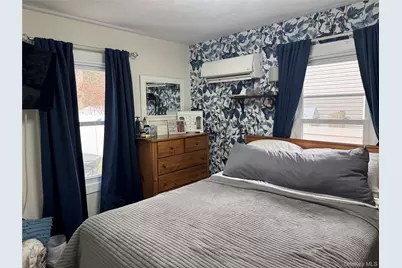 41 W 6th Street, Patchogue, NY 11772 - Photo 10