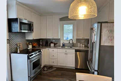 41 W 6th Street, Patchogue, NY 11772 - Photo 8