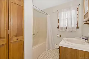 22 Carmen Dr, Poughkeepsie, NY 12603 - Photo 16